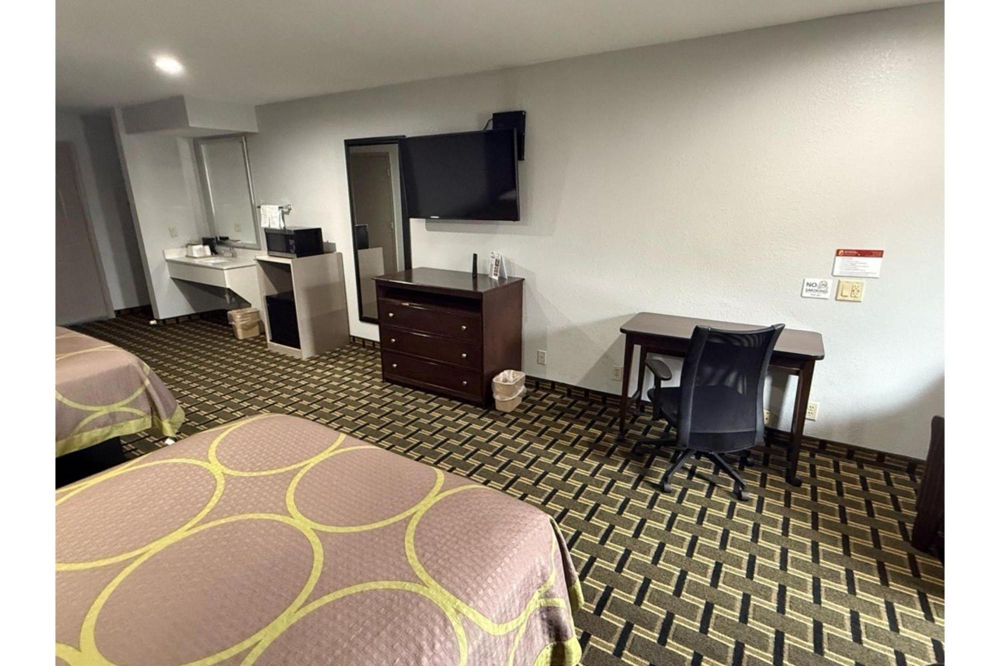 Crystal Inn By Oyo Northeast Houston I-610 외부 사진